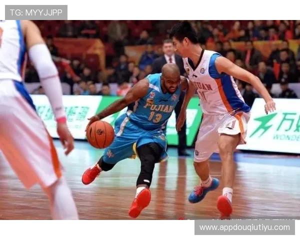 斗球体育直播软件：提供丰富的足球、篮球等多项体育赛事直播内容