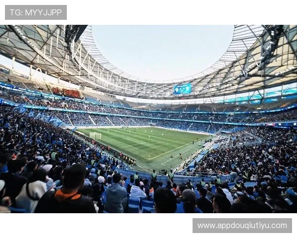 访问斗球网官网，享受高清赛事直播和丰富的足球视频资源，尽情观看足球盛事